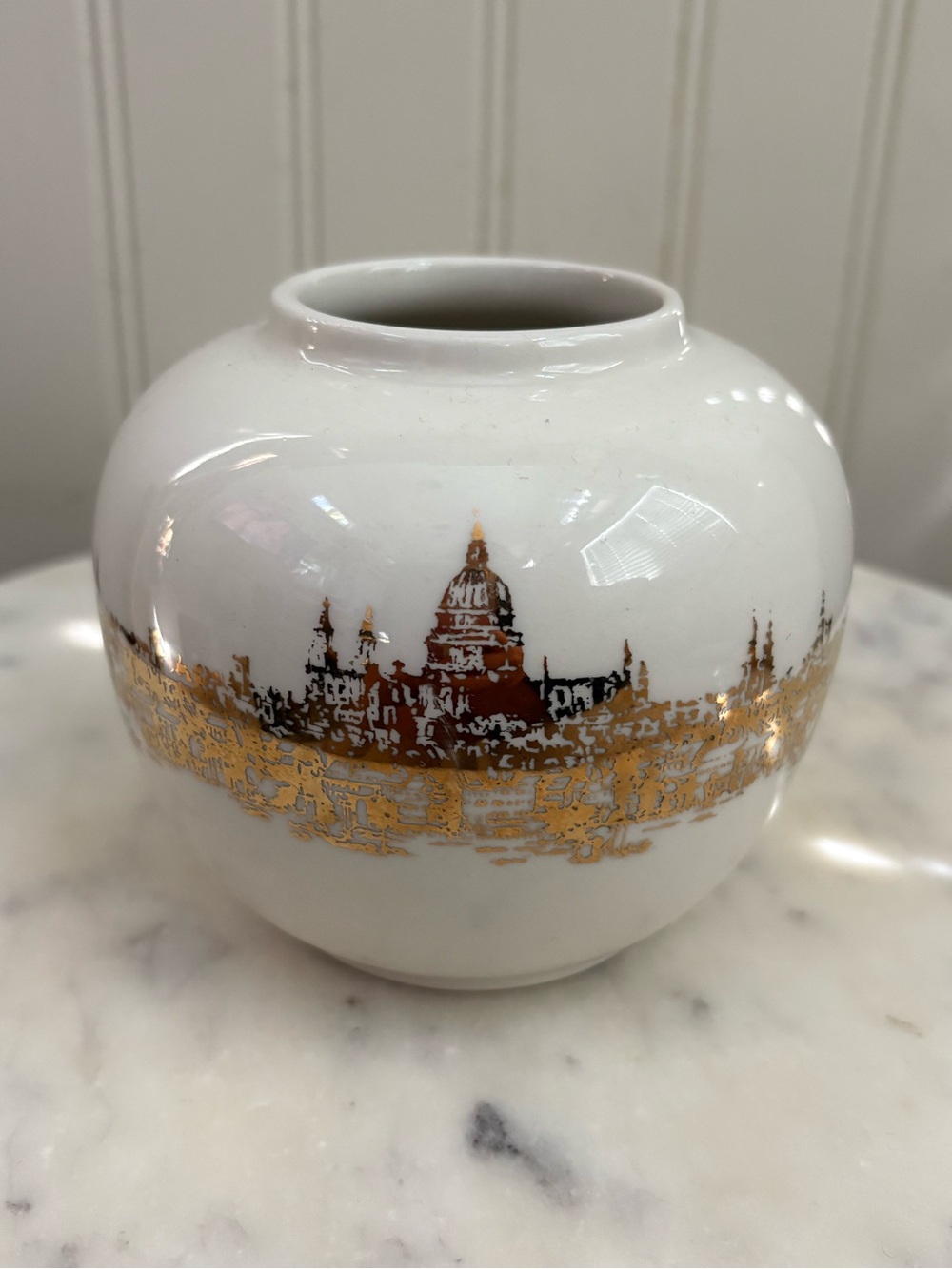 Vintage Astbury Bone China Bulbous Vase Saint Paul’s Cathedral London White/Gold